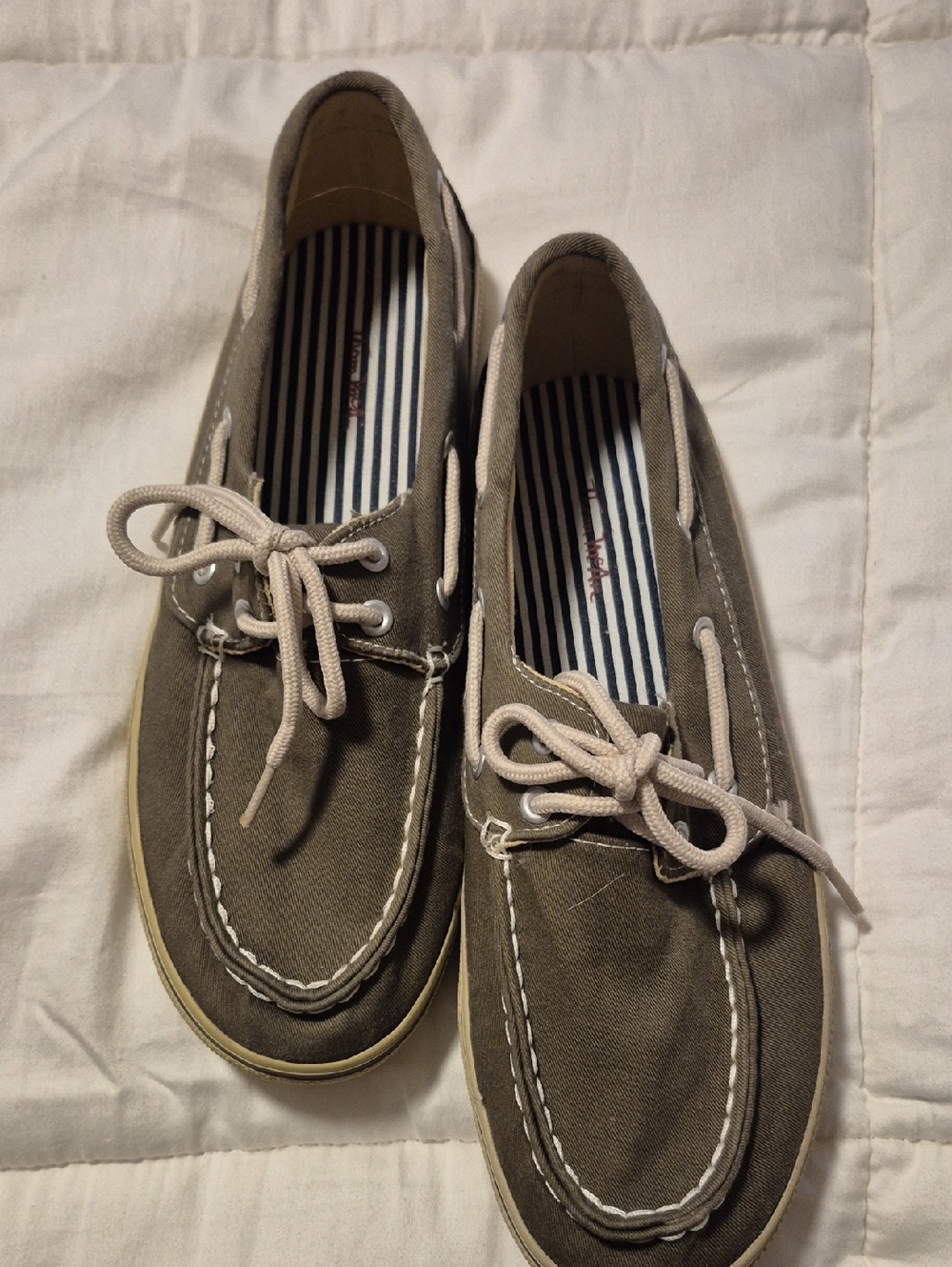 Thom Mc An Casual Men's Canvas Boat Shoes in Olive with White Laces